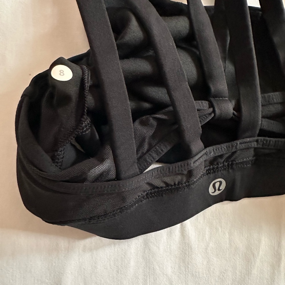 Lululemon Black Energy Bra Exhale Size 8 - Picture 8 of 11